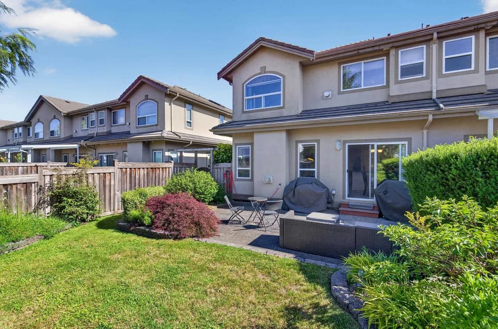 24 998 RIVERSIDE DRIVE, Port Coquitlam, BC — Residential for Sale - Main Photo