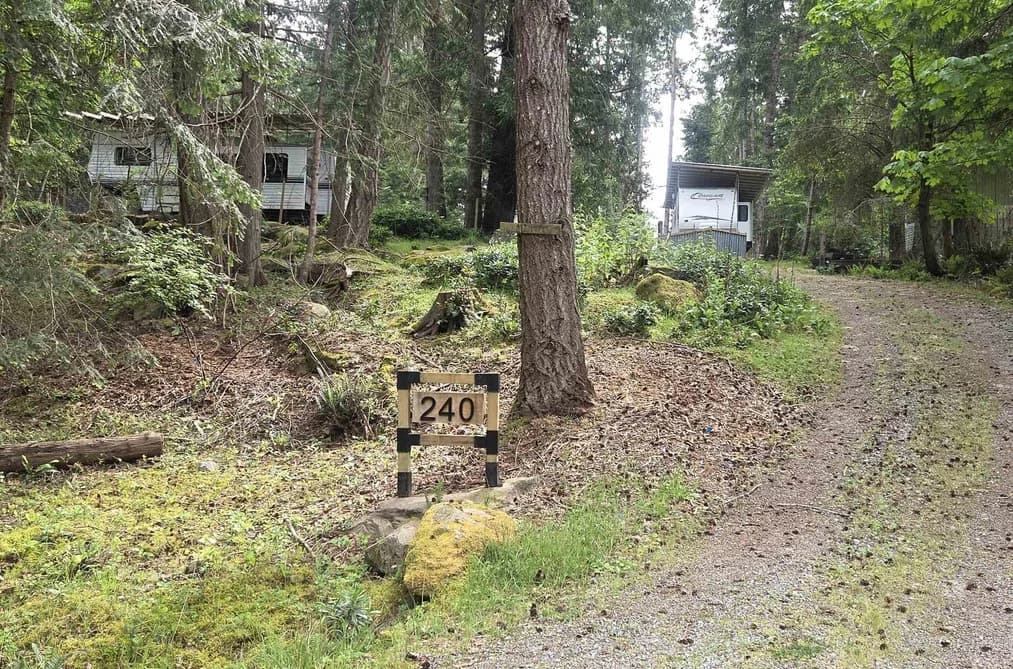 240 MARINERS WAY, Mayne Island, BC — Land for Sale - Photo 2