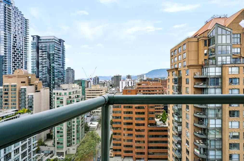 2401 1188 HOWE STREET, Vancouver, BC — Residential for Sale - Main Photo