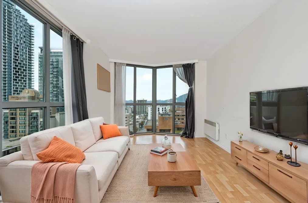 2401 1188 HOWE STREET, Vancouver, BC — Residential for Sale - Photo 2