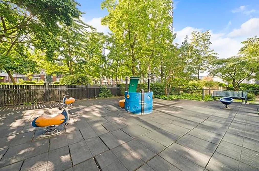 2403 928 HOMER STREET, Vancouver, BC — Residential for Sale - Photo 2