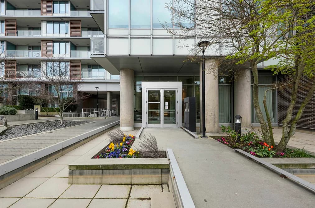 2405 8131 NUNAVUT LANE, Vancouver, BC — Residential for Sale - Photo 2