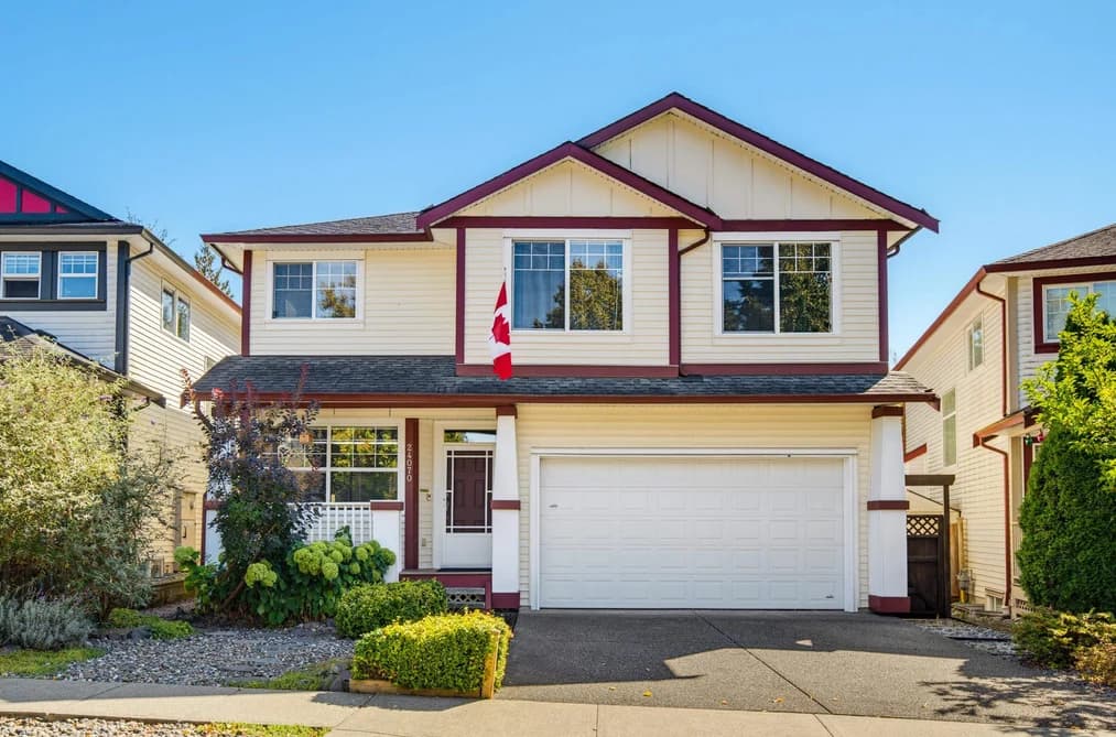 24070 HILL AVENUE, Maple Ridge, BC — Residential for Sale - Main Photo