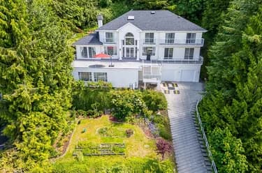 House for sale at 241 Bayview Road Lions Bay British Columbia - MLS: R3089363