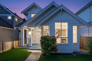 2411 George St, North Vancouver, BC - MLS: R3174964