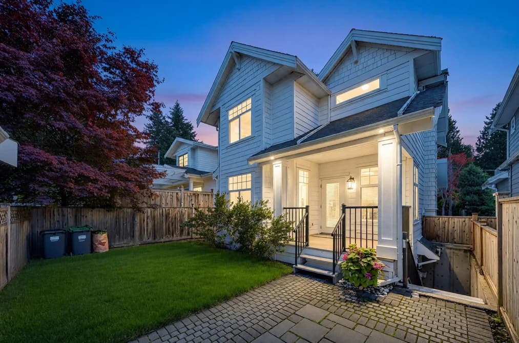 2411 GEORGE STREET, North Vancouver, BC — Residential for Sale - Photo 2