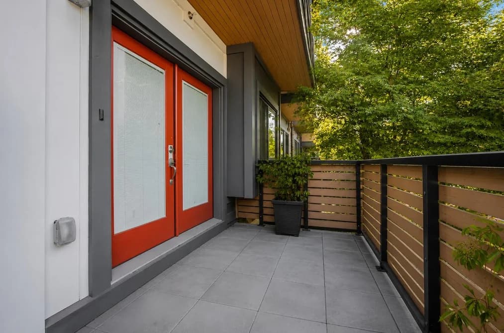 2412 DUNDAS STREET, Vancouver, BC — Residential for Sale - Photo 2