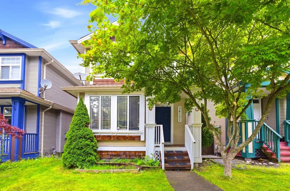 24121 102ND AVENUE, Maple Ridge, BC — Residential for Sale - Photo 2