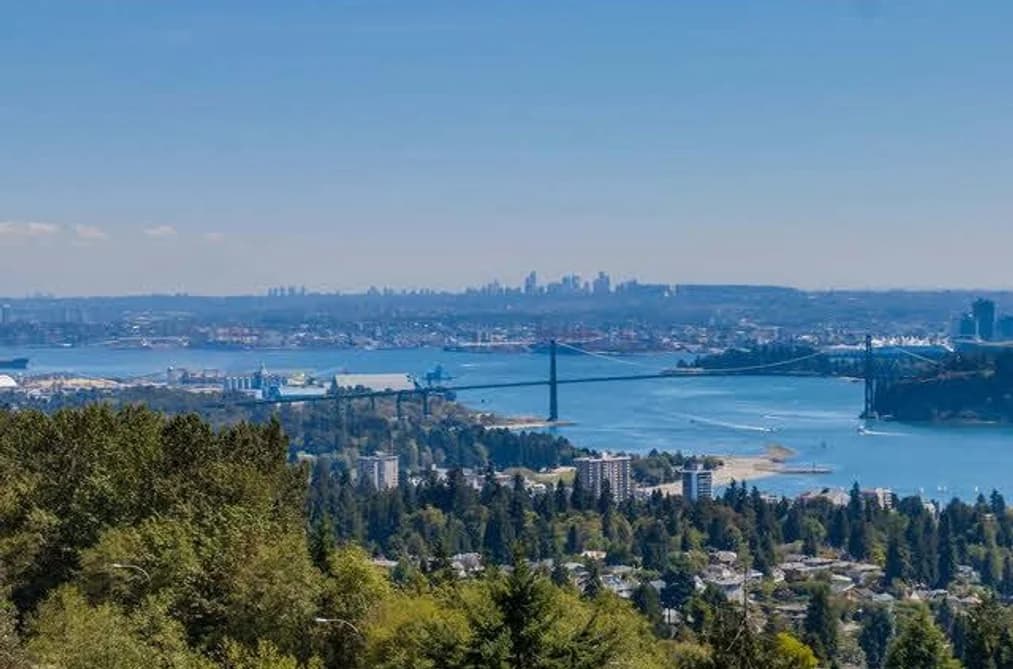 2417 SKILIFT ROAD, West Vancouver, BC — Residential for Sale - Photo 2