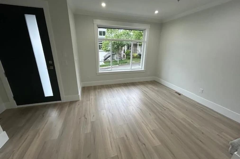 24308 101A AVENUE, Maple Ridge, BC — Residential for Sale - Photo 2