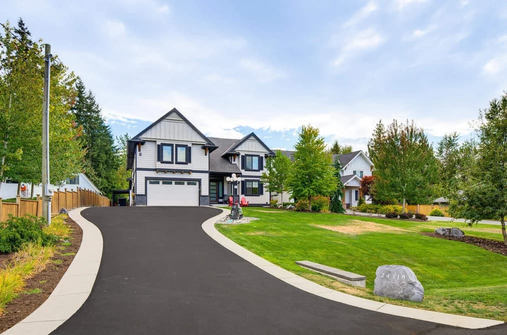 24318 40 AVENUE, Langley, BC — Residential for Sale - Main Photo
