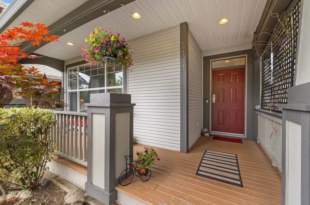 24327 102 AVENUE, Maple Ridge, BC — Residential for Sale - Photo 2