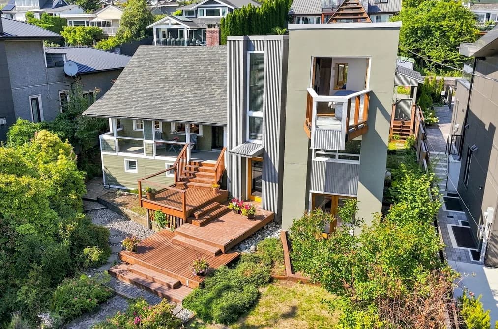 2433 MATHERS AVENUE, West Vancouver, BC — Residential for Sale - Main Photo