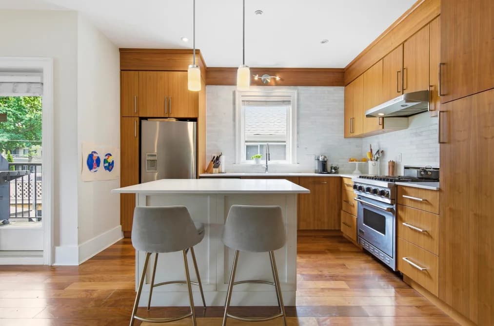 2436 W 8TH AVENUE, Vancouver, BC — Residential for Sale - Photo 2