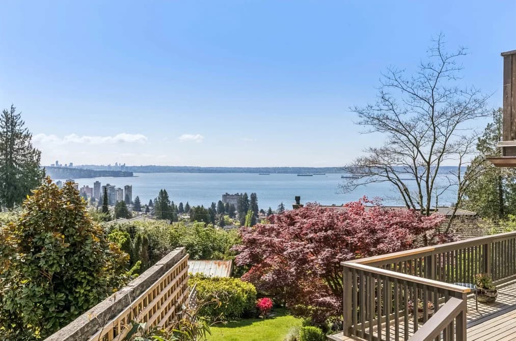 2440 QUEENS AVENUE, West Vancouver, BC — Residential for Sale - Main Photo
