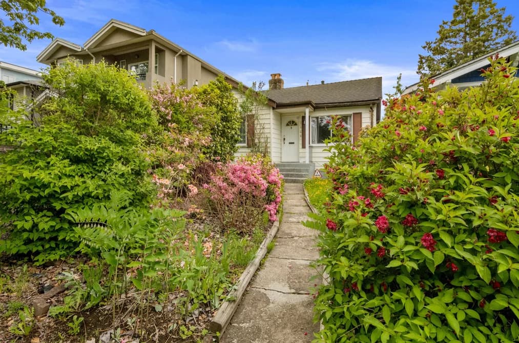 2448 EAST 29TH AVENUE, Vancouver, BC — Residential for Sale - Photo 2