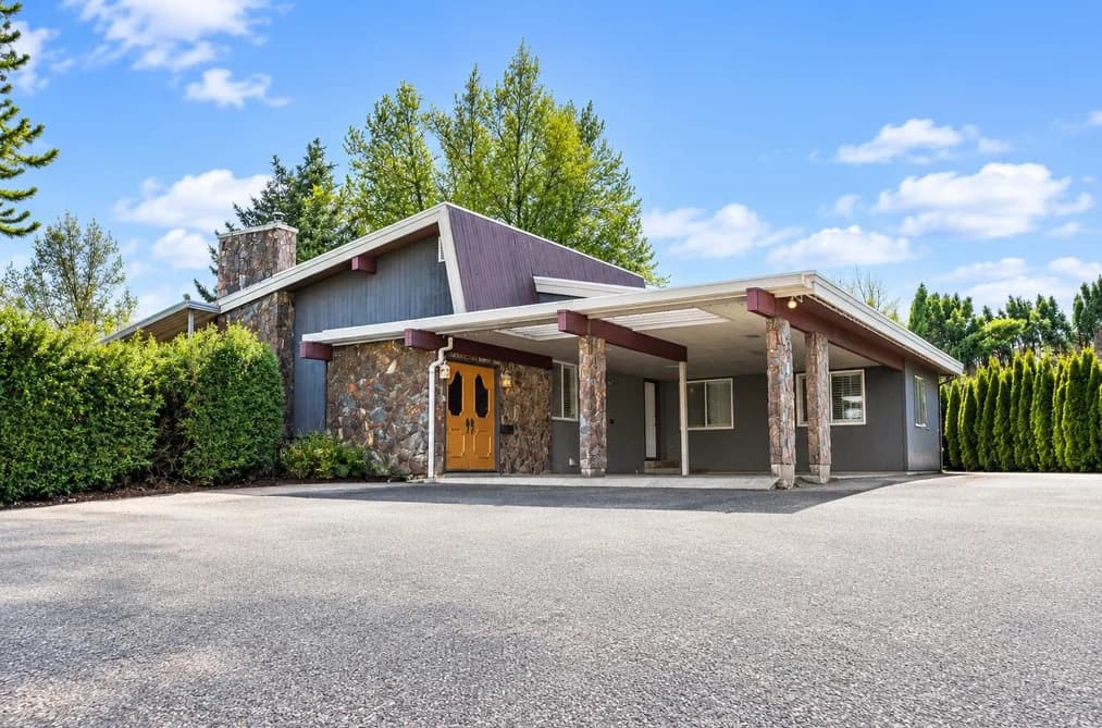 2452 SUNNYSIDE PLACE, Abbotsford, BC — Residential for Sale - Photo 2