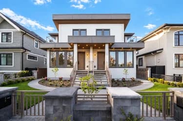 2455 W 10th Ave, Vancouver, BC - MLS: R3163662