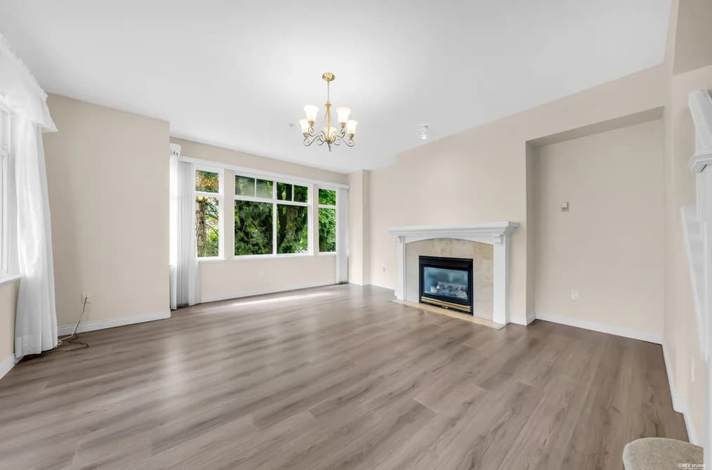 2459 W 39TH AVENUE, Vancouver, BC — Residential for Sale - Main Photo