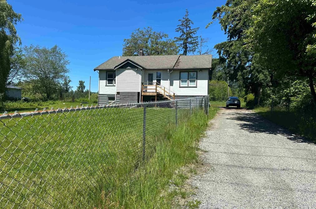 24611 DEWDNEY TRUNK ROAD, Maple Ridge, BC — Residential for Sale - Photo 2