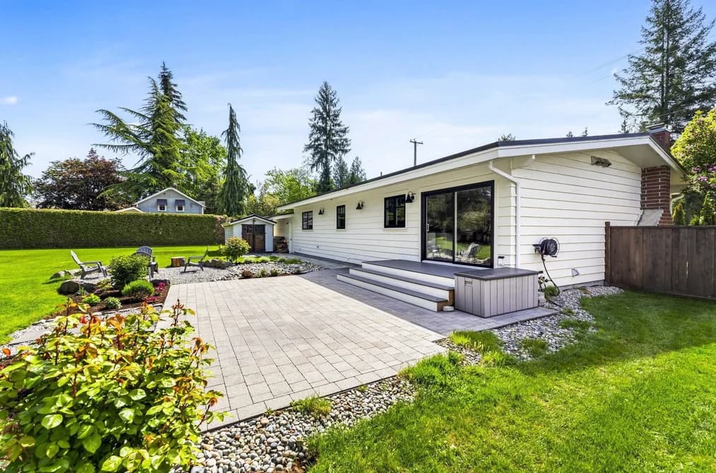 24633 56 AVENUE, Langley, BC — Residential for Sale - Photo 2