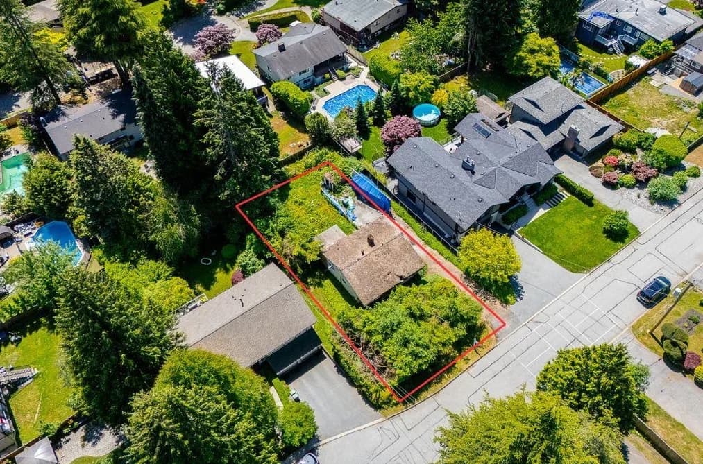 2465 KEATS ROAD, North Vancouver, BC — Residential for Sale - Main Photo