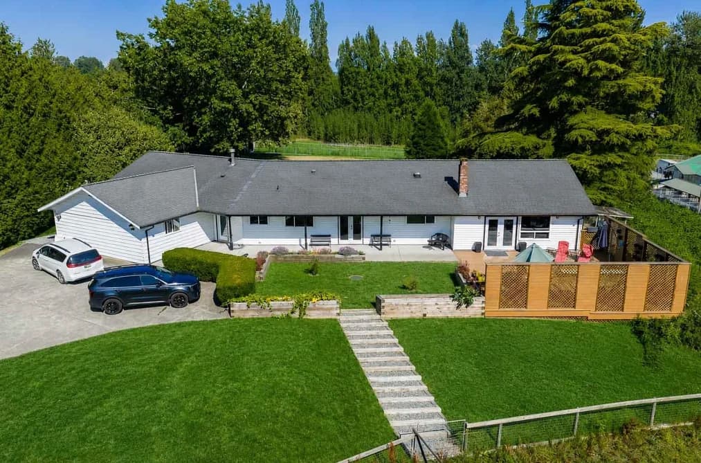 24862 16 AVENUE, Langley, BC — Residential for Sale - Photo 2