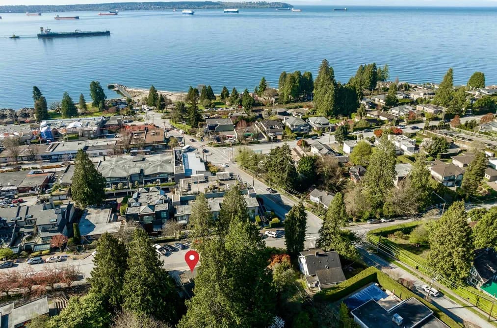 2493 HAYWOOD AVENUE, West Vancouver, BC — Residential for Sale - Main Photo