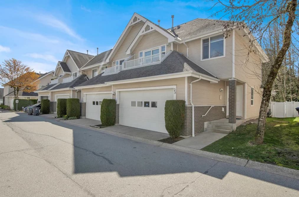 25 13918 58 AVENUE, Surrey, BC — Residential for Sale - Main Photo