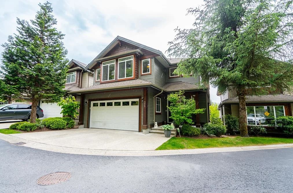 25 1705 PARKWAY BOULEVARD, Coquitlam, BC — Residential for Sale - Main Photo