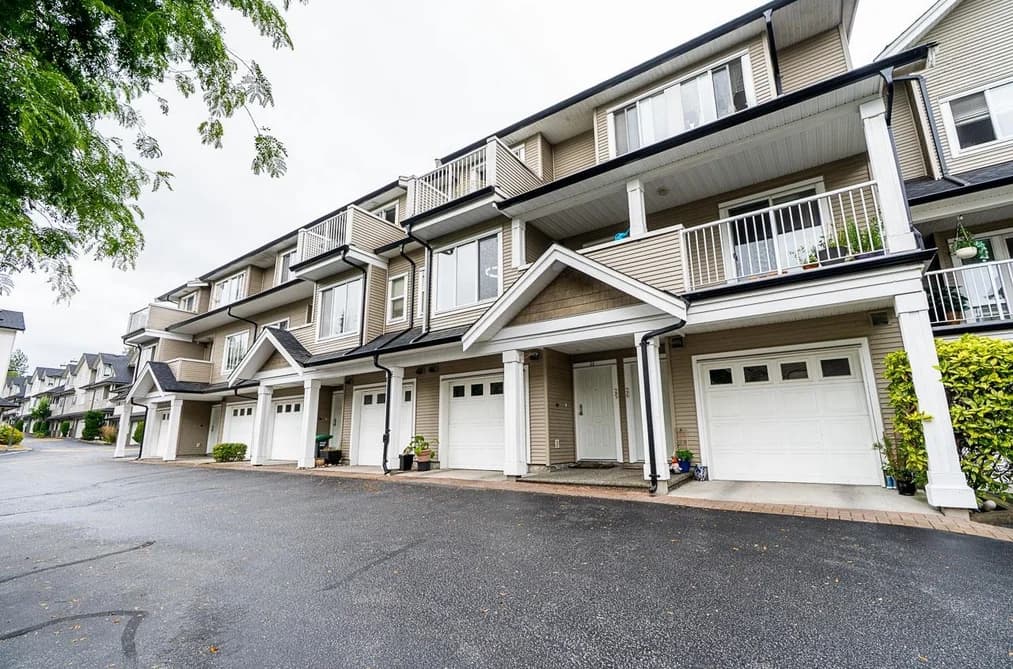 25-20875 88 Avenue, Langley, BC - Townhouse for Sale - Photo 2 of 32 25-20875 88 Avenue, Langley, BC - Townhouse for Sale - Photo 2 of 32