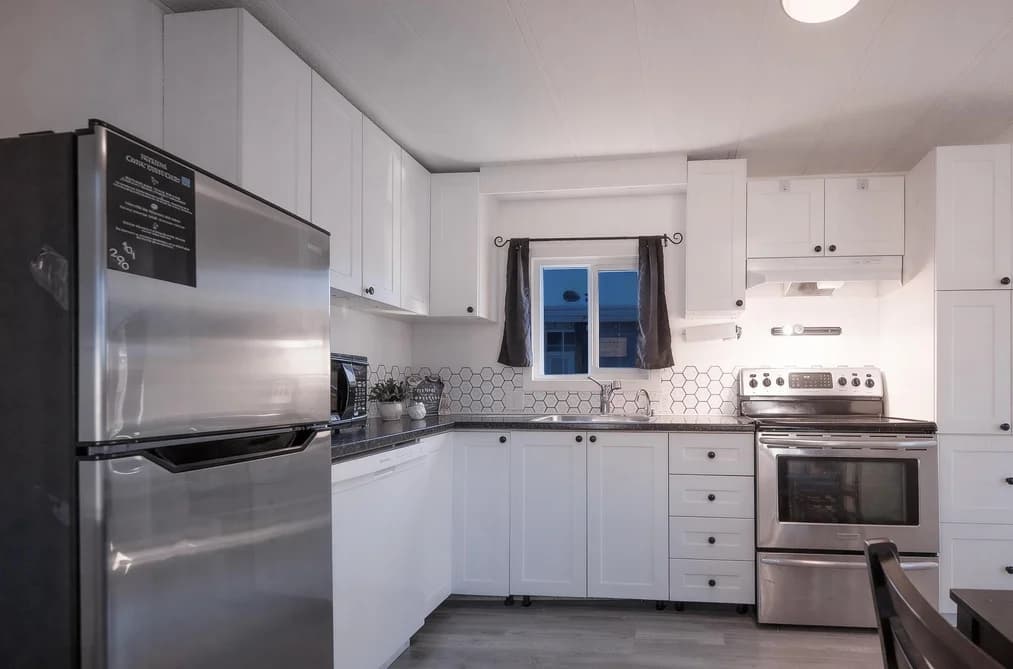 25 26892 FRASER HIGHWAY, Langley, BC — Residential for Sale - Photo 2