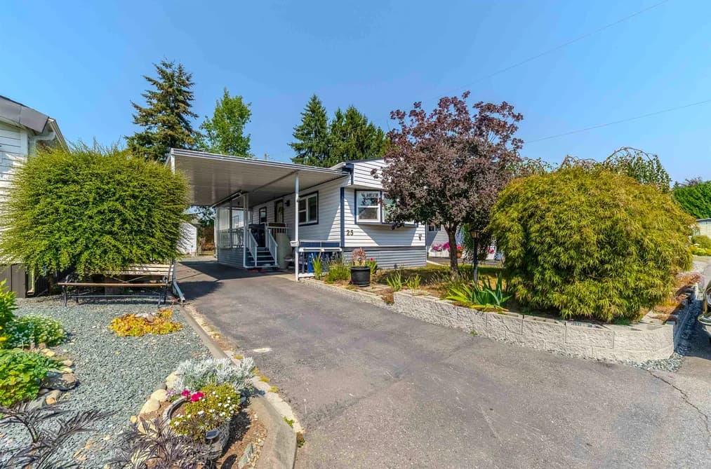 25 31313 LIVINGSTONE AVENUE, Abbotsford, BC — Residential for Sale - Main Photo