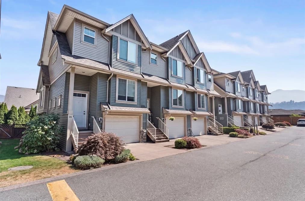 25 6498 SOUTHDOWNE PLACE, Chilliwack, BC — Residential for Sale - Main Photo