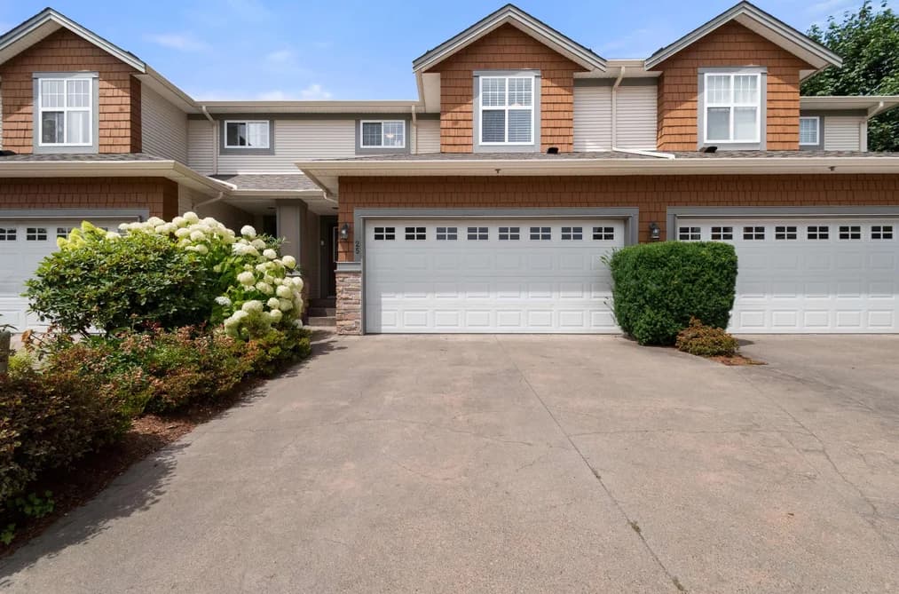 25 7475 GARNET DRIVE, Chilliwack, BC — Residential for Sale - Main Photo