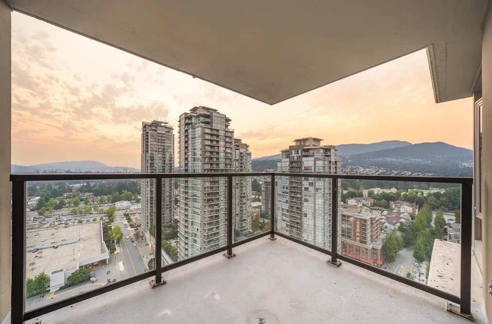 2501 2980 ATLANTIC AVENUE, Coquitlam, BC — Residential for Sale - Photo 2