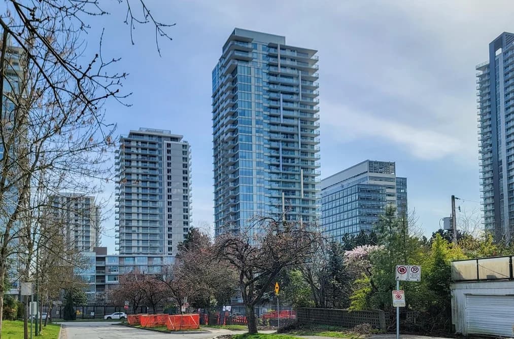 2501 8131 NUNAVUT LANE, Vancouver BC V5X 0E2 - Photo 1