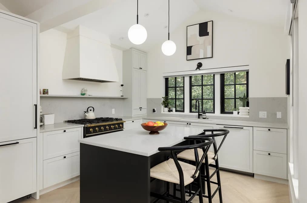 2502 W 33RD AVENUE, Vancouver, BC — Residential for Sale - Photo 2