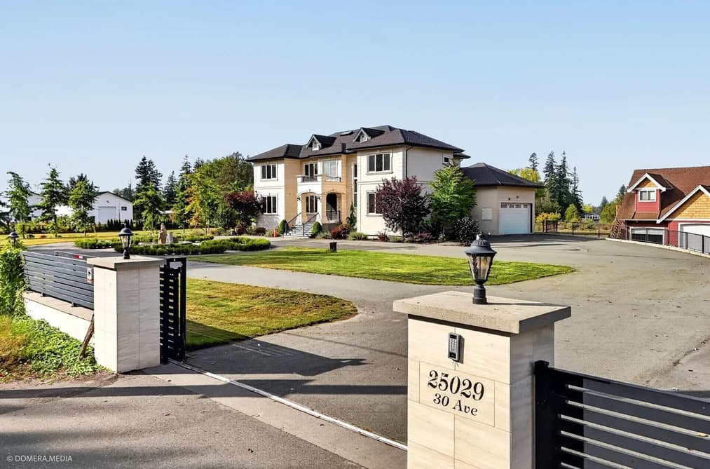 25029 30 AVENUE, Langley, BC — Residential for Sale - Photo 2