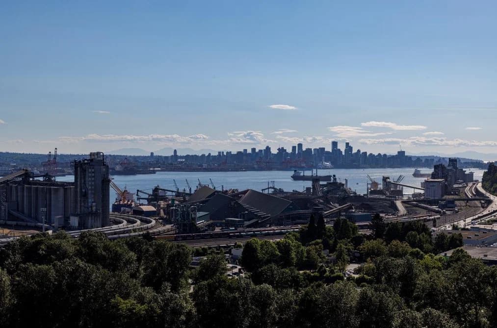 2506 1401 HUNTER STREET, North Vancouver, BC — Residential for Sale - Photo 2