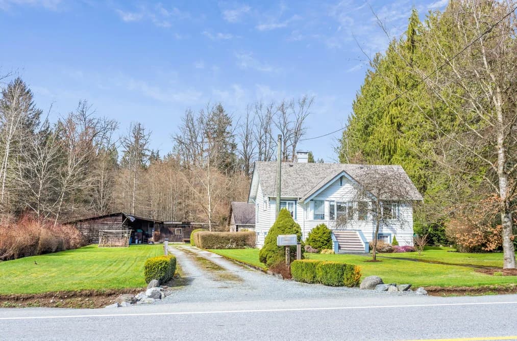 25117 DEWDNEY TRUNK ROAD, Maple Ridge, BC — Residential for Sale - Main Photo