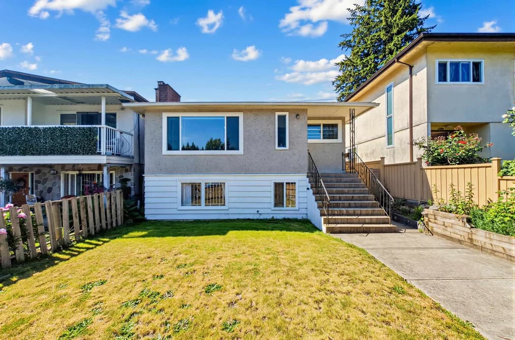 2514 E 27TH AVENUE, Vancouver, BC — Residential for Sale - Main Photo