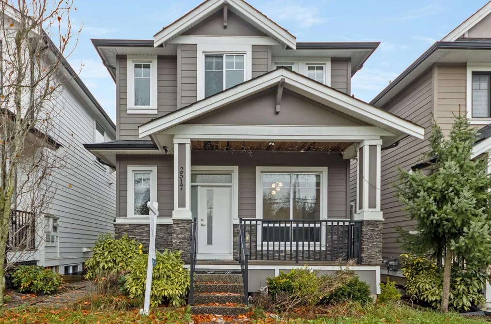 2517 168 STREET, Surrey, BC — Residential for Sale - Photo 2