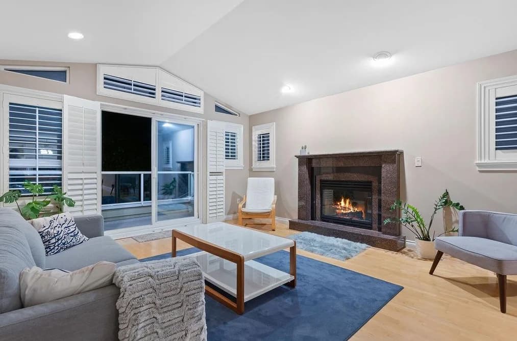 2517 MARINE DRIVE, West Vancouver, BC — Residential for Sale - Photo 2