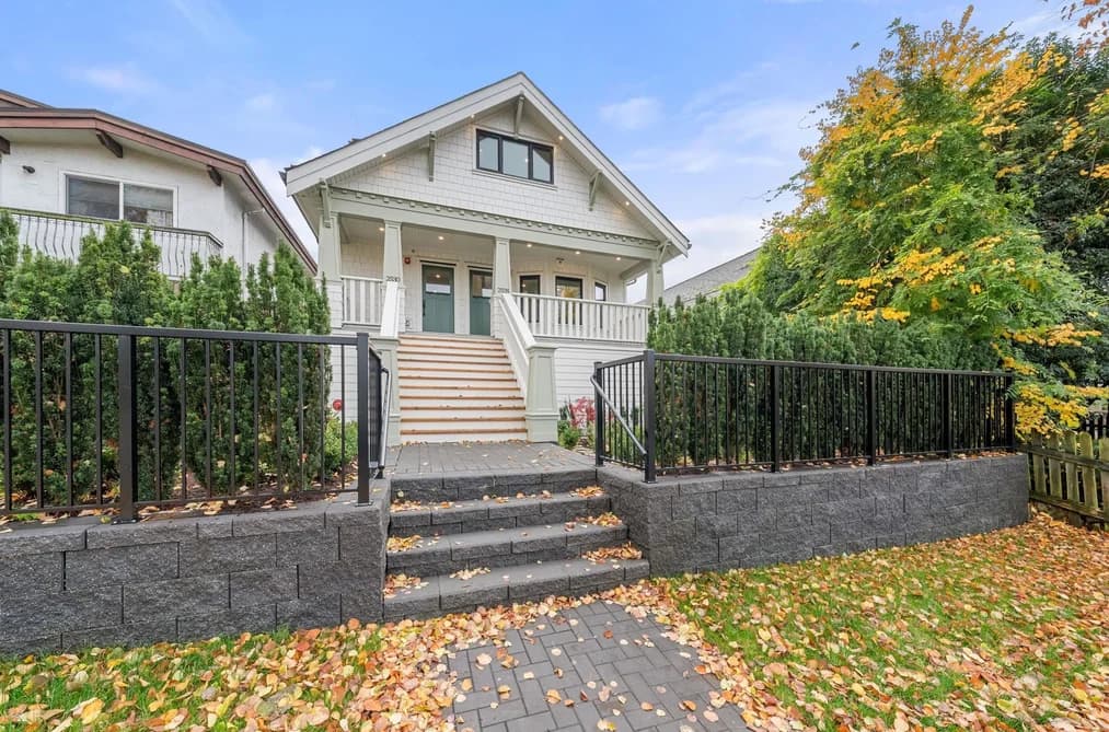 2528 MCGILL STREET, Vancouver, BC — Residential for Sale - Photo 2