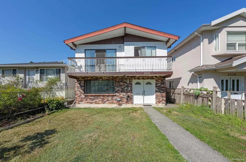2537 E 27TH AVENUE, Vancouver, BC — Residential for Sale - Main Photo