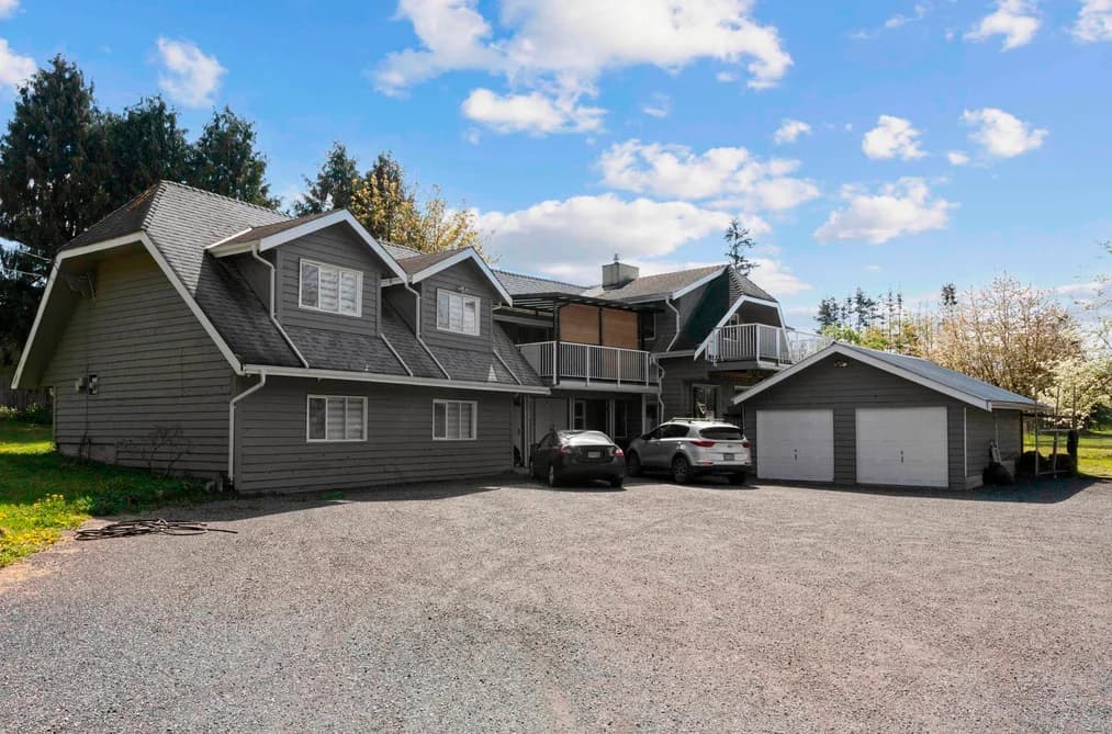 25412 58 AVENUE, Langley, BC — Residential for Sale - Main Photo