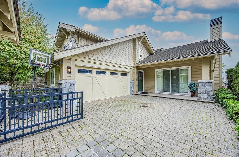 2546 MARR CREEK COURT, West Vancouver, BC — Residential for Sale - Photo 2