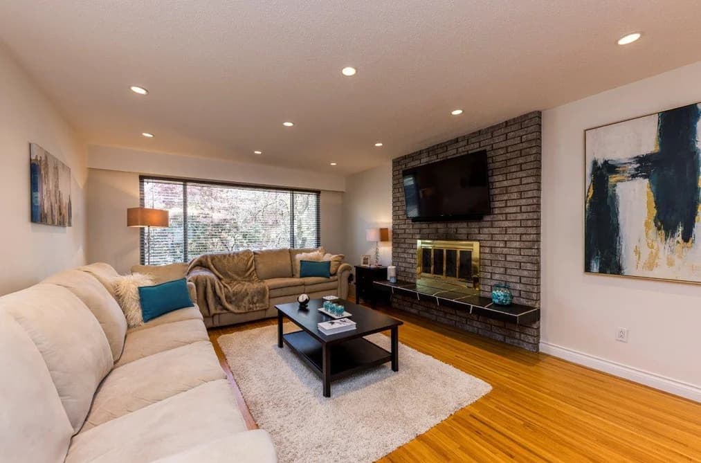 2549 BENDALE ROAD, North Vancouver, BC — Residential for Sale - Photo 2