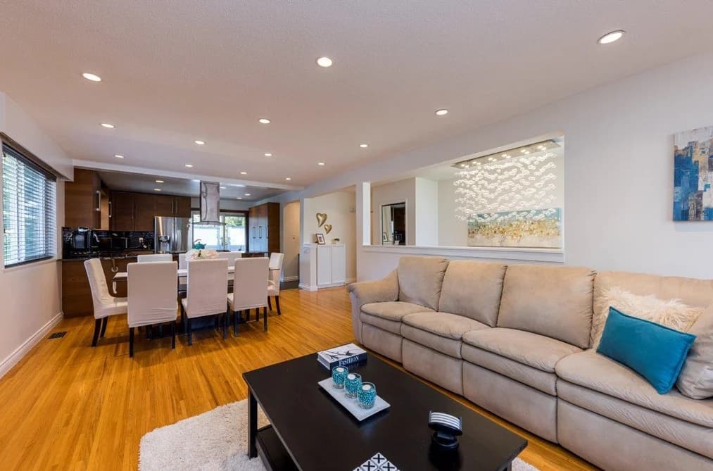 2549 BENDALE ROAD, North Vancouver, BC — Residential for Sale - Photo 2